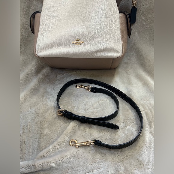 Coach Pennie Shoulder Bag. New w/o tags - Picture 2 of 14